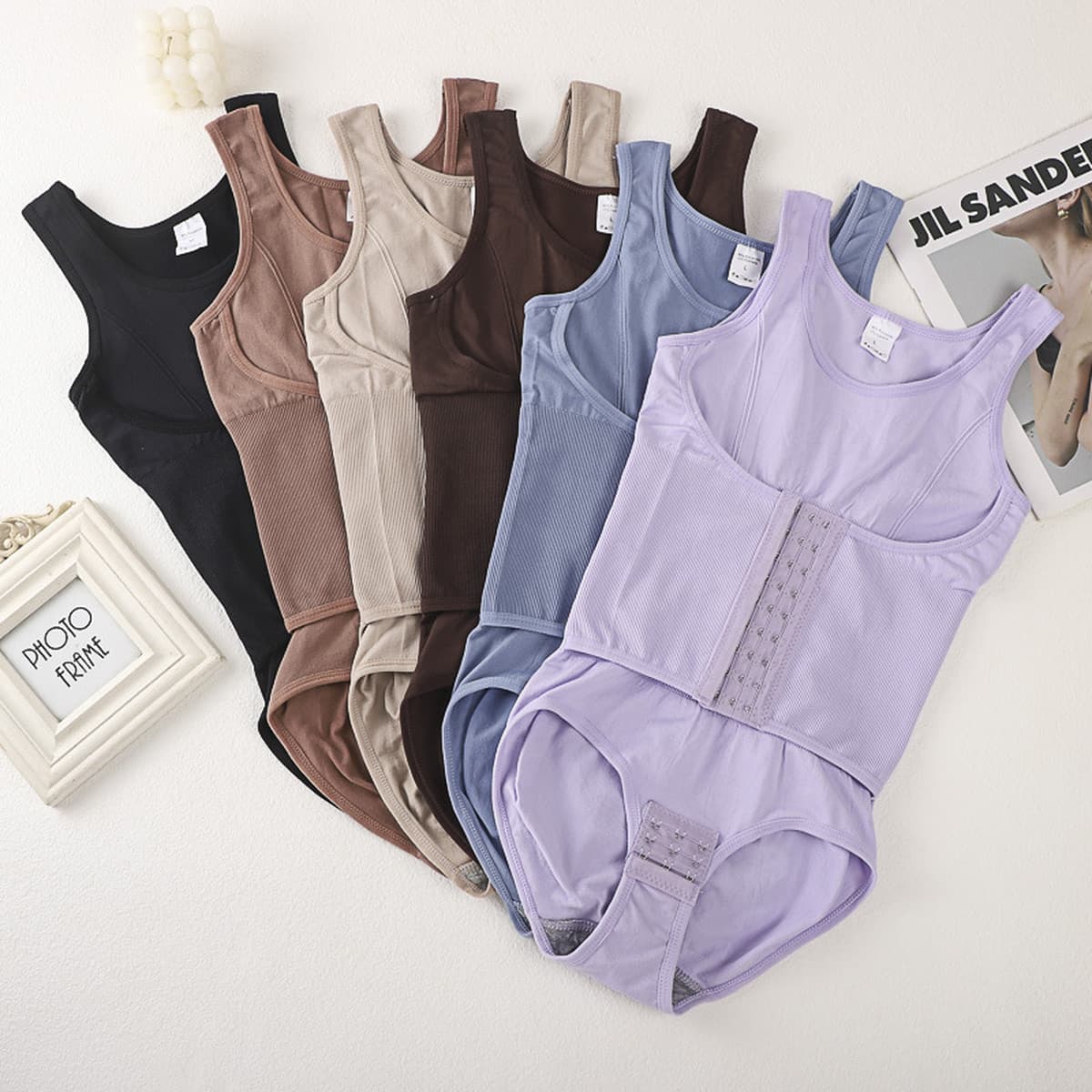 Форма тела Женское тело тело, талия, живот, бедра, форма тела, комбинезон, большой размер