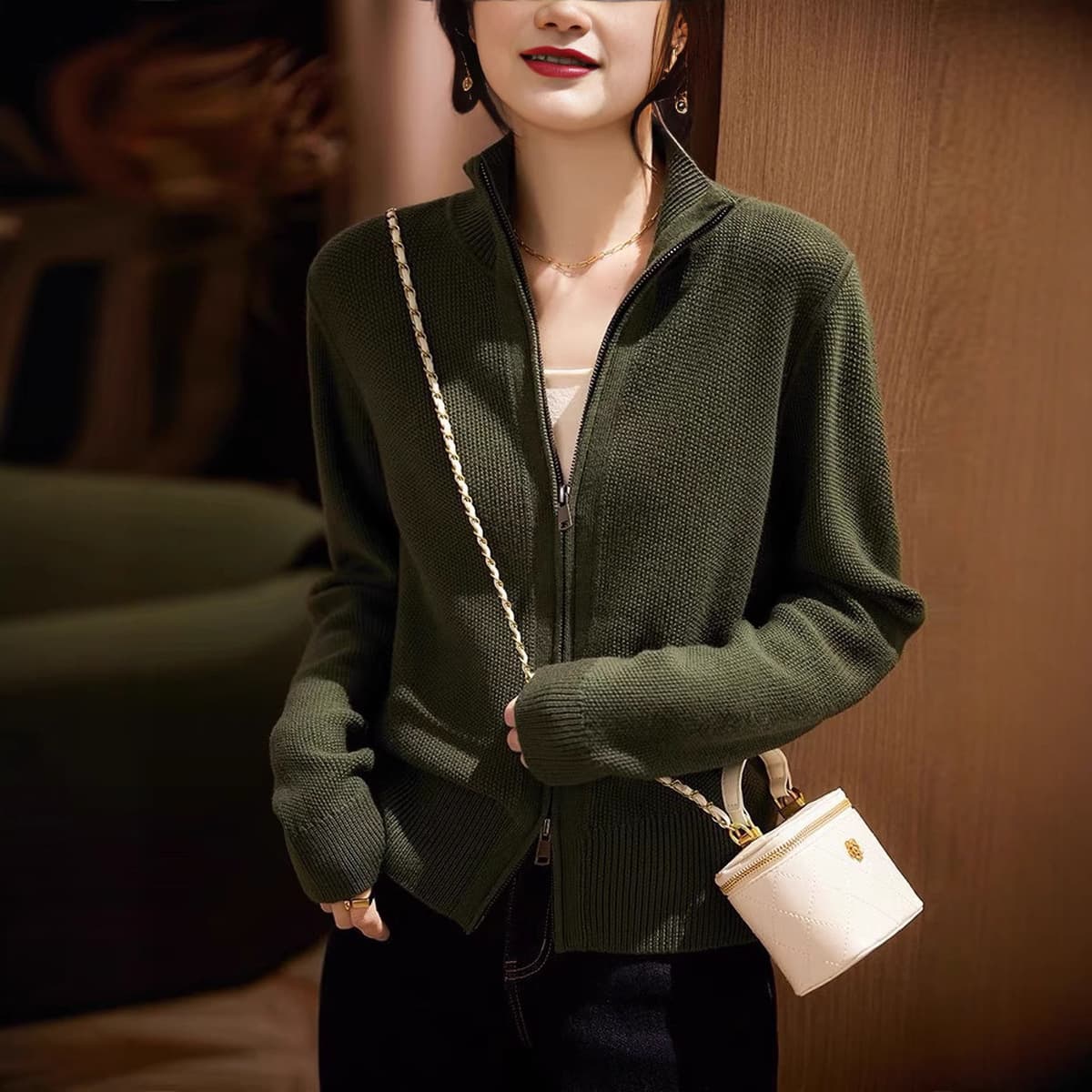 Осенний новый маленький вертикальный воротник двойной молнии дизайн чувствует шерстяной вязаный кардиган