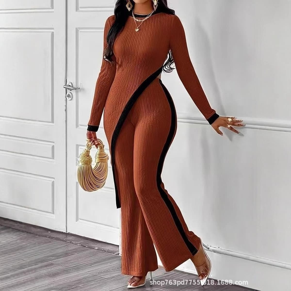 Европейско-американский трансграничный комплект: новая женская модная футболка с длинным рукавом, цветными блоками и боковым...