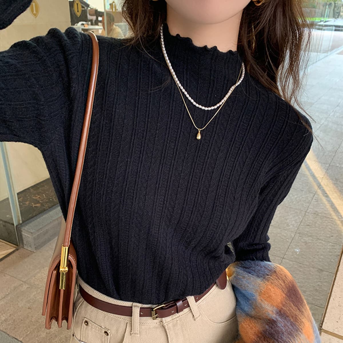 Изогнутый белый деревянный ушной свитер с половинным вырезом женский осенний и зимний новый текстурный свитер с нижней...