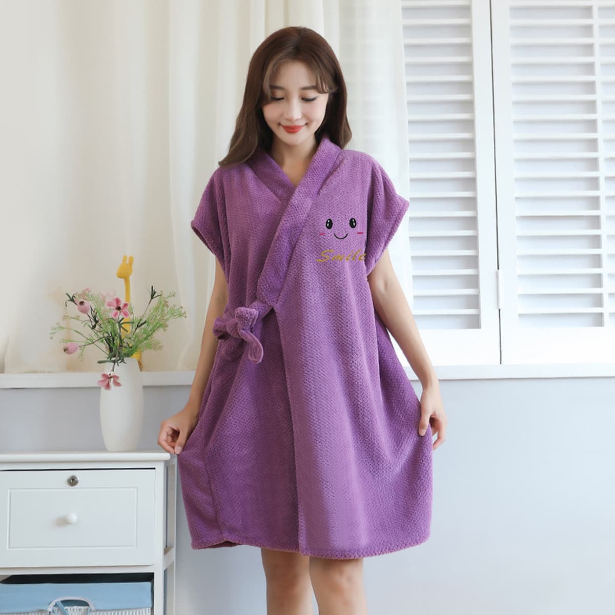 Ананасовый халат носимое банное полотенце банная юбка Женская милая вышитая ремешок утолщенный коралловый флис Домашняя...