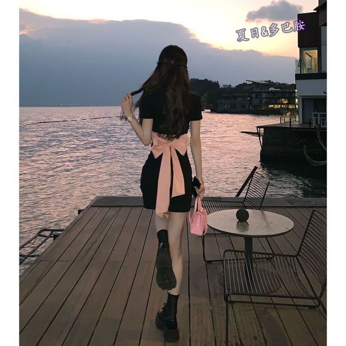 Бант Спинка Сладкие Специи Черная Тканевая Юбка с Бедрами 2023 Новое Маленькое Сексуальное Женское Лето