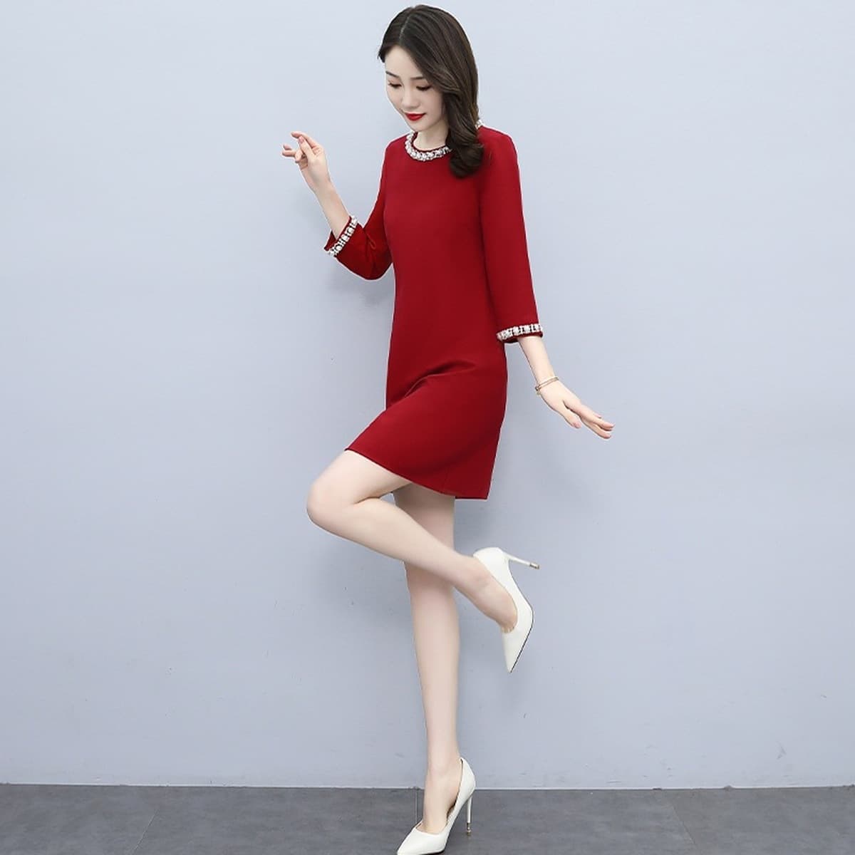 Красное платье мини, новая осенняя коллекция 2025 года, подходит для женщин, посещающих свадебные банкеты, элегантное платье...