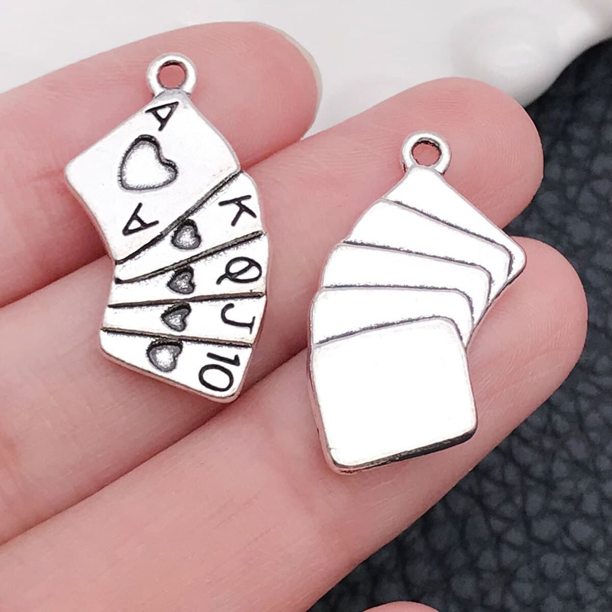 Смешать 20 старинных серебряных западных ковбойских конских шляп кактус пистолетные подвески творческие аксессуары для...