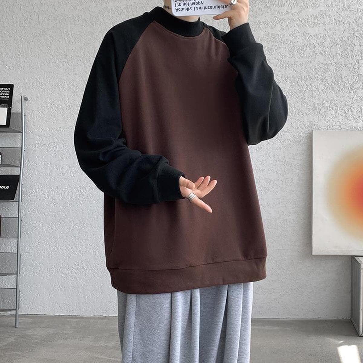 Чрезвычайно высокий свитер с круглым вырезом