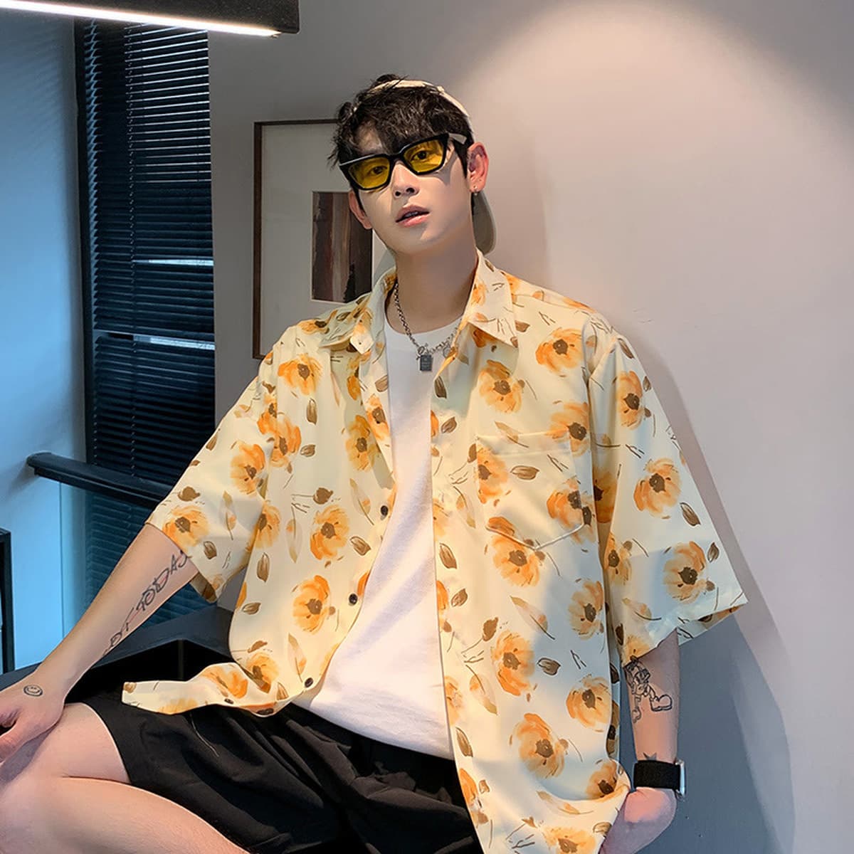 Гавайская цветочная рубашка мужская с короткими рукавами ледяной шелк прилив пляжная рубашка летняя тонкая свободная куртка...