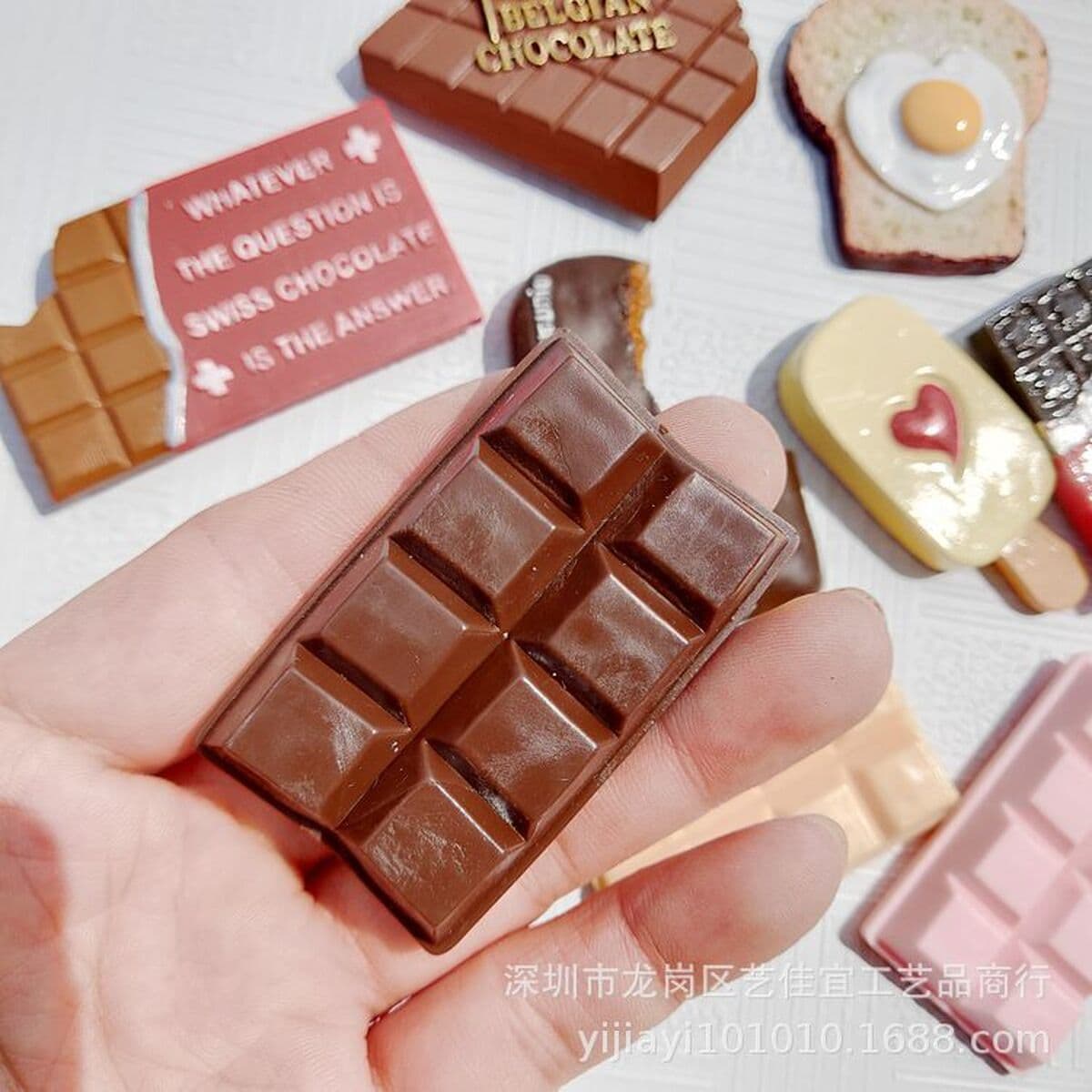 Туристические сувениры: швейцарский шоколад в форме яйца, хлебные тосты, магниты, 3D-магниты из смолы для холодильника