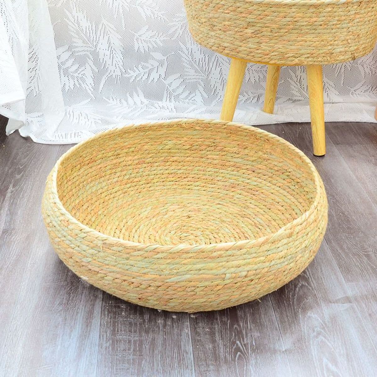 Кошачье гнездо четыре сезона универсальное летом