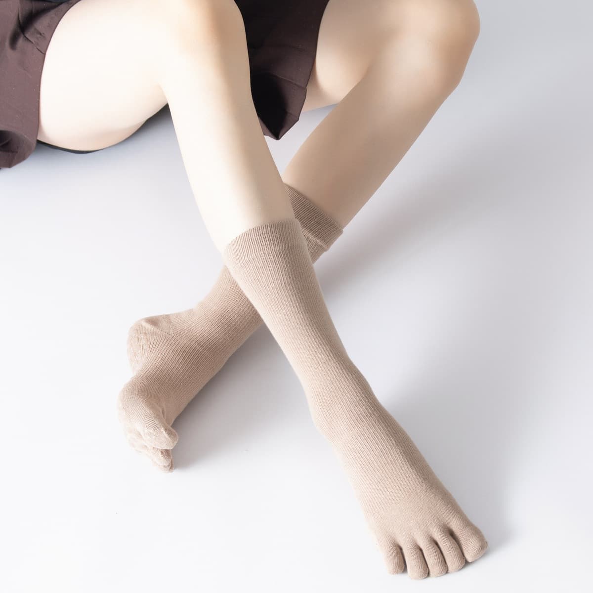 Новые осенне-зимние носки для йоги средней длины с разделением пальцев, профессиональные нескользящие носки для икр,...