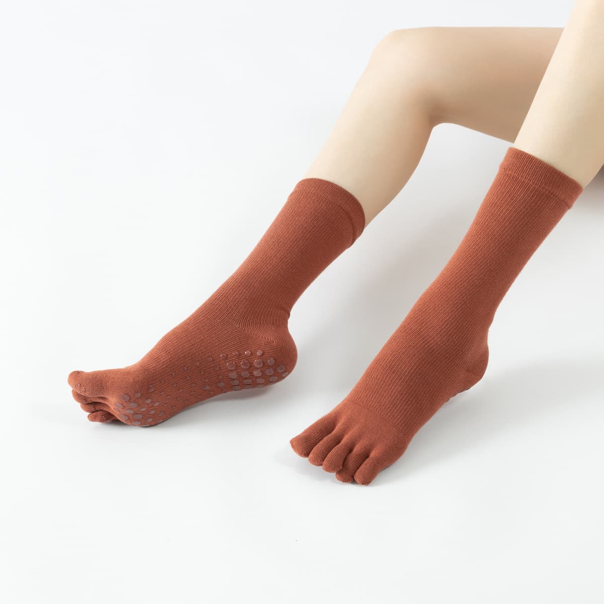 Новые осенне-зимние носки для йоги средней длины с разделением пальцев, профессиональные нескользящие носки для икр,...