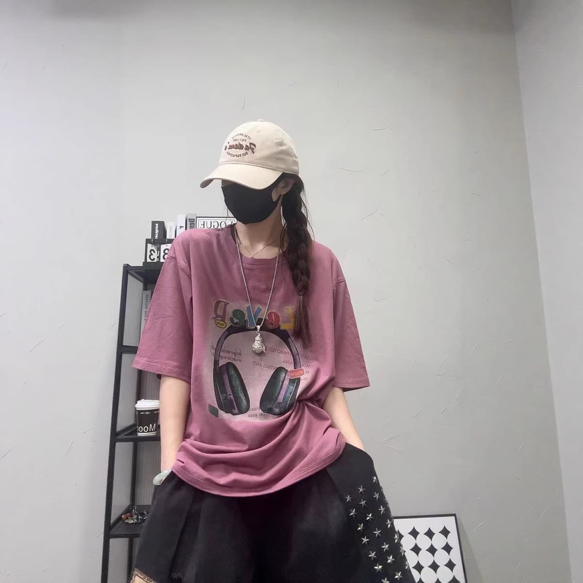 Футболка 2025 летняя новая с круглым вырезом повседневная литературная красочная универсальная рубашка с короткими рукавами