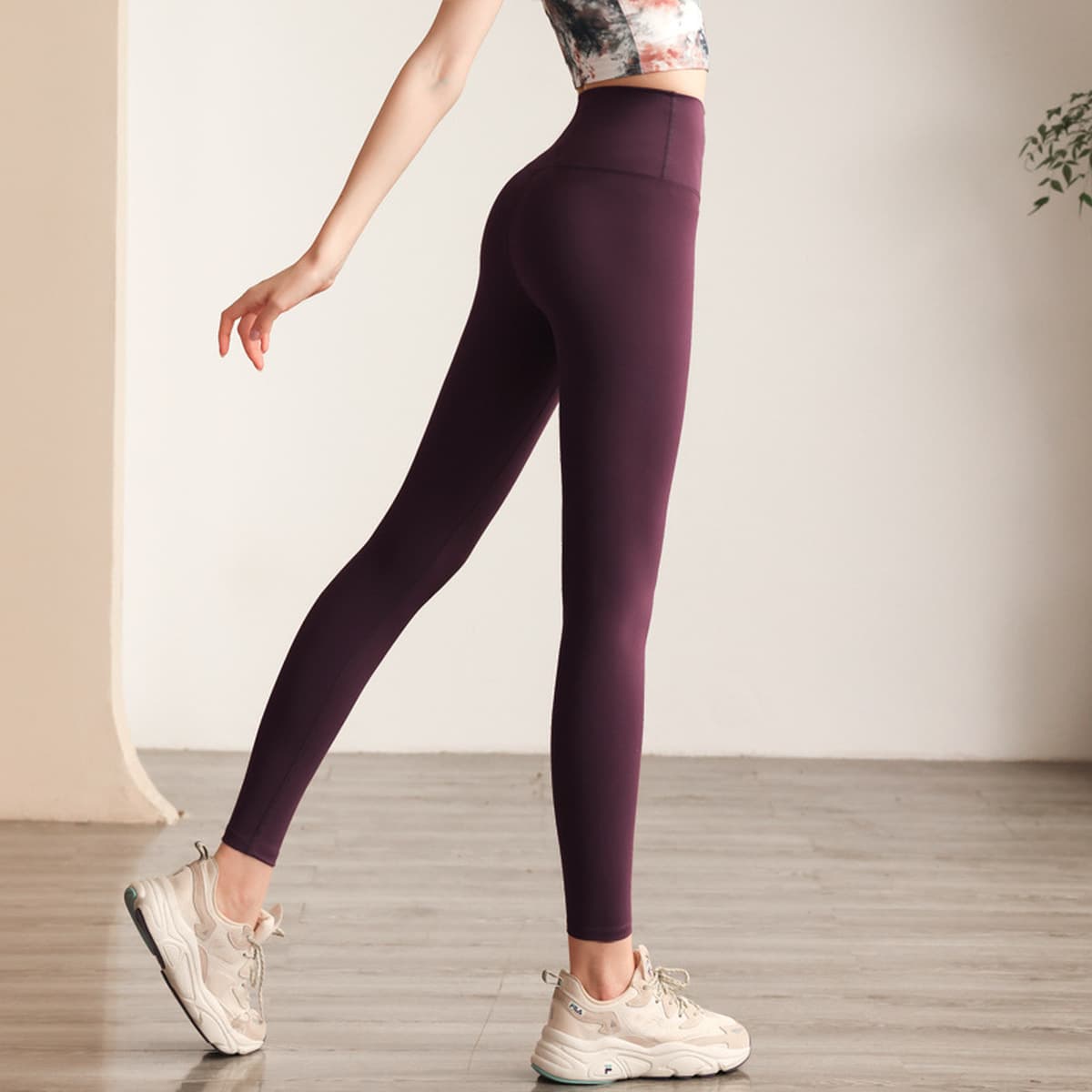 Одежда для йоги без смущения линии спортивные фитнес-брюки женские летние обтягающие персики, бедра, высокая талия, голые...