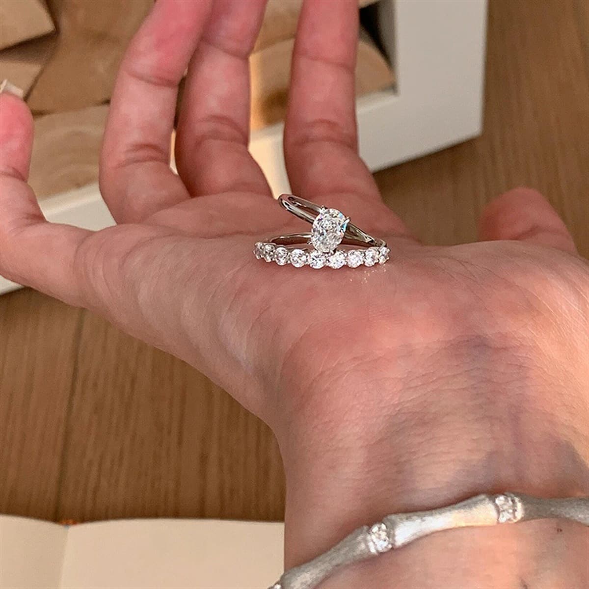 Срединный стиль s925 стерлингового серебра циркона вытянуто кольцо для женщин ретро-ниши