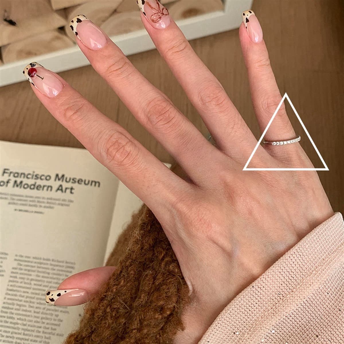 Срединный стиль s925 стерлингового серебра циркона вытянуто кольцо для женщин ретро-ниши