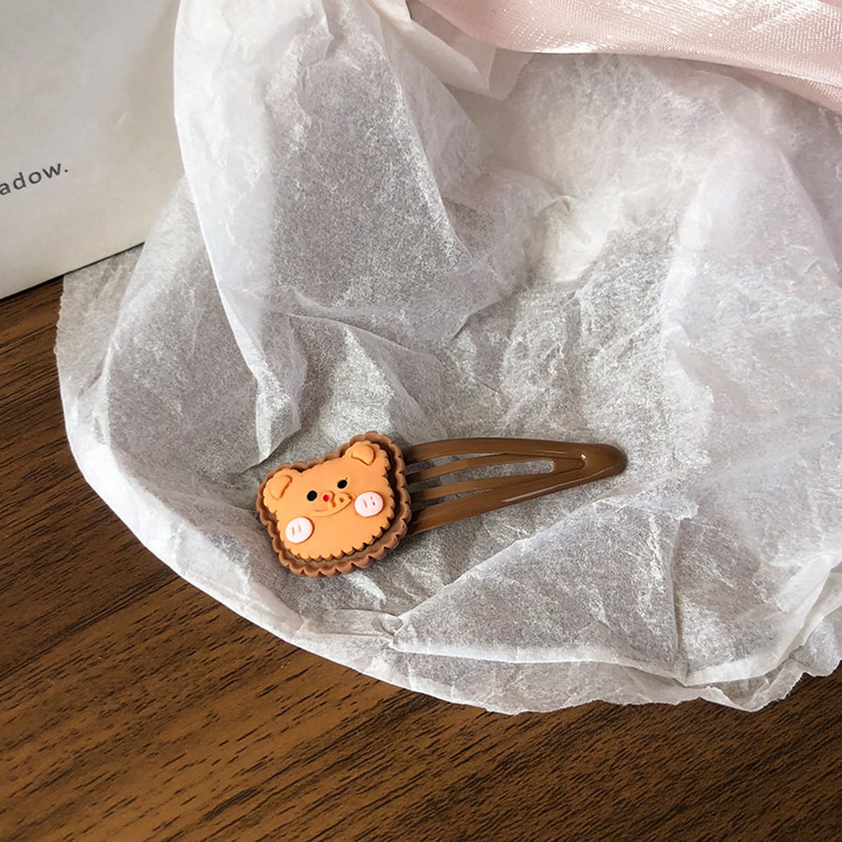 Возвращайте новым и старым клиентам ювелирную коллекцию, модные нишевые серьги, аксессуары для волос, ожерелья для женщин.