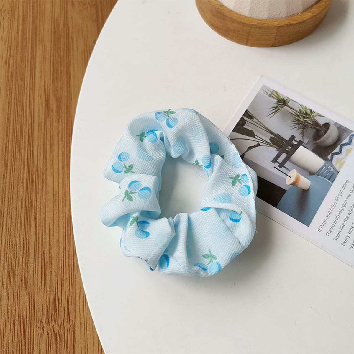 Возвращайте новым и старым клиентам ювелирную коллекцию, модные нишевые серьги, аксессуары для волос, ожерелья для женщин.