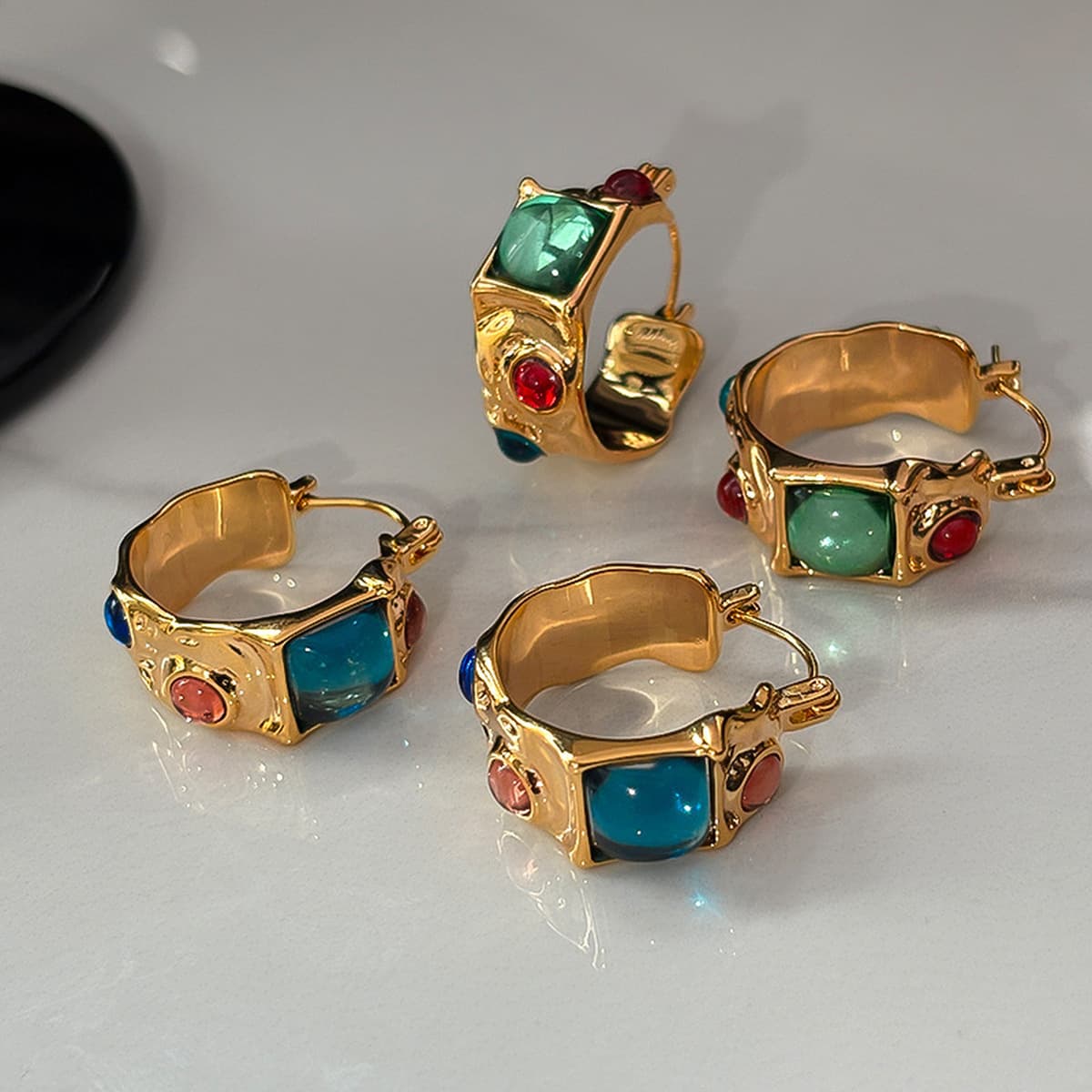 Средневековая эмаль цветной драгоценный цвет допамин серьги женские нишевые дизайн высокого уровня наушники 2025 новые серьги