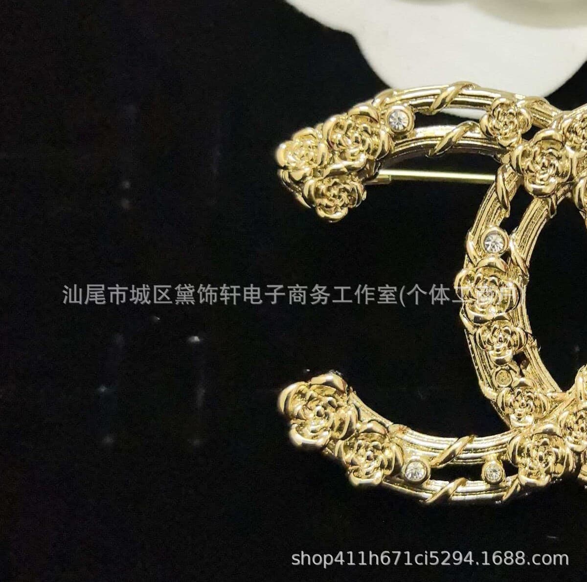 Брошь Chanel Double C с полным алмазным паве, квадратная брошь с бриллиантами и жемчугом, брошь-камелия Chanel, маленькая...