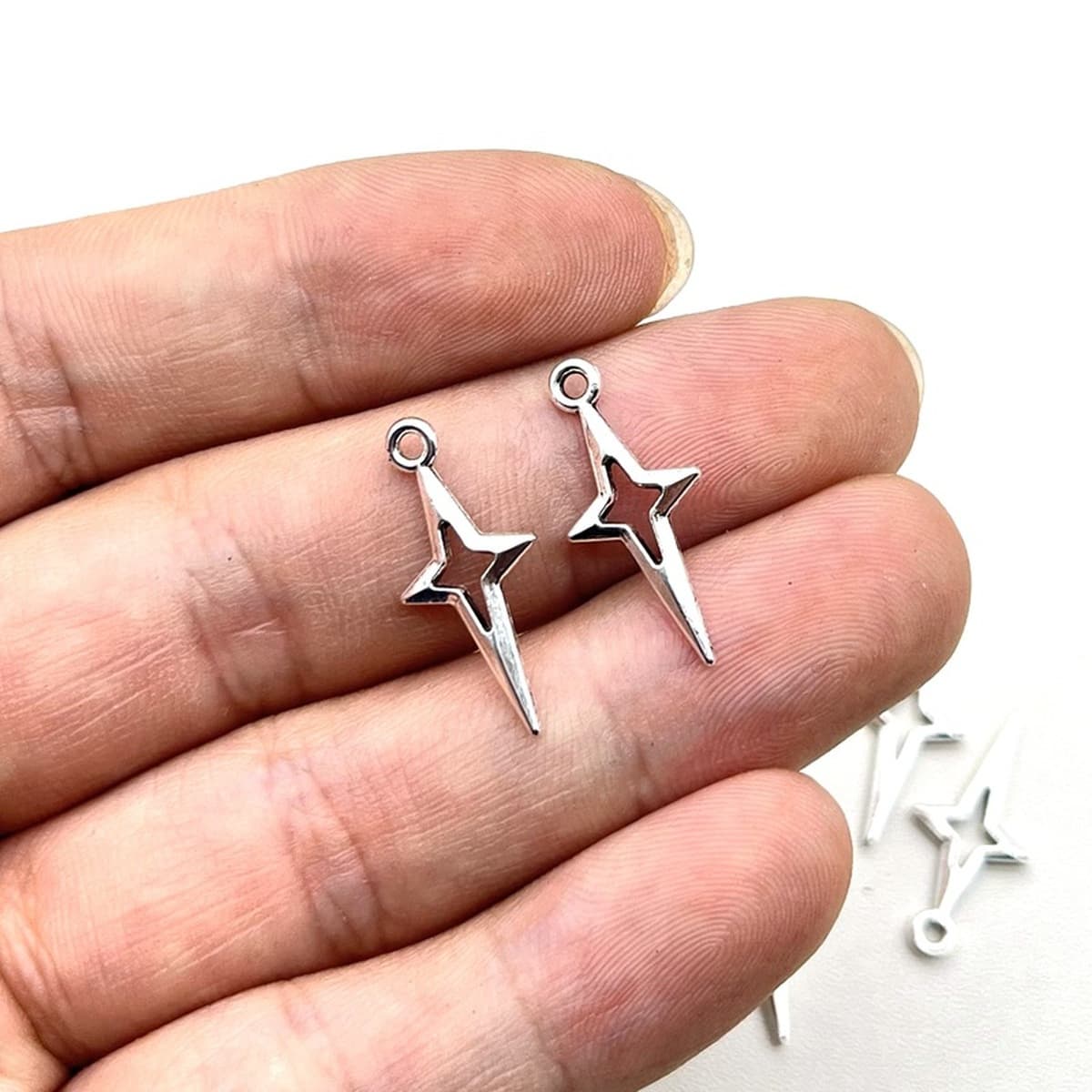 Трансграничные горячие продажи ретро крест звезды звезды звезды звезды сплав ювелирные аксессуары DIY серьги ожерелье кулон