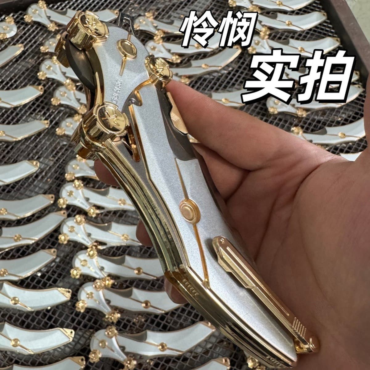 Товары Delta Force: модель оружия Polaris Mercy Creed, из чистого сплава, в том же стиле, очень крутая, изысканное...